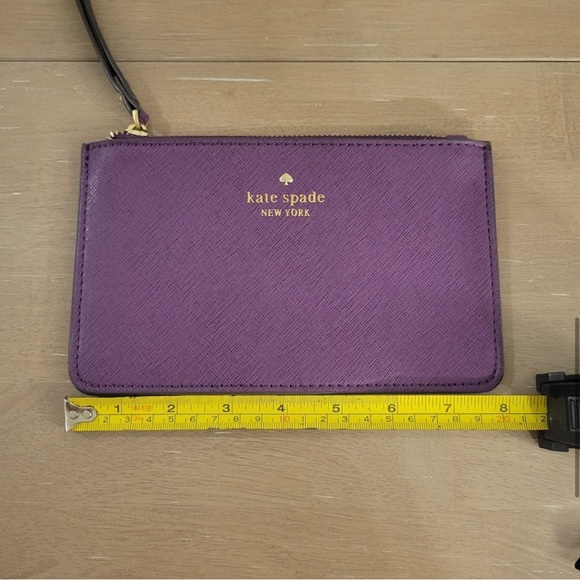 Kate Spade Pouch - Picture 5 of 7